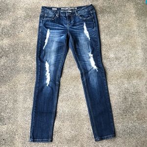 ❤️ Sz 9 Mossimo Skinny Distressed Jeans
